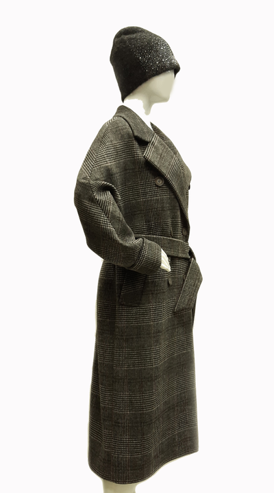 seroe-zhenskoe-palto-v-kletku-zima-2020-arti-moda-penza