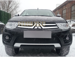 Защита радиатора Mitsubishi L200 2013-2015 (Калуга)/Pajero Sport 2013-2016 (Калуга) (black) PREMIUM