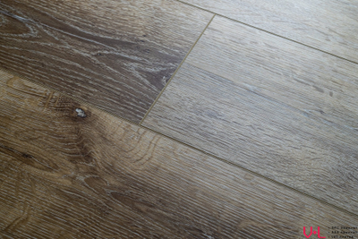 SPC ламинат Damy Floor Family Дуб Провинциальный / Provincial Oak T7020-4