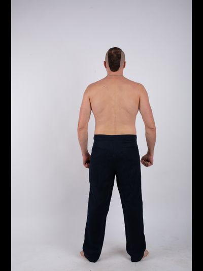 Брюки современные