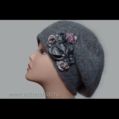 Стильный комплект берет и шарф зима 2019 с цветами Vizio Италия 6106 антрацит