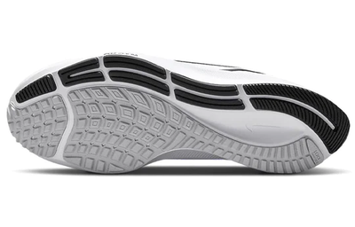 Какая подошва у аир зумов фото Кроссовки Nike Air Zoom Pegasus 38 White мужские CW7356-100