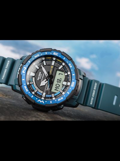 Часы Casio Pro Trek PRT-B70-2ER