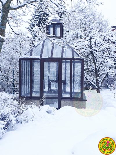 Базовая комплектация беседки в английском стиле из стекла и алюминия ЧЕЛСИ XS размером 2500 х 2500 мм