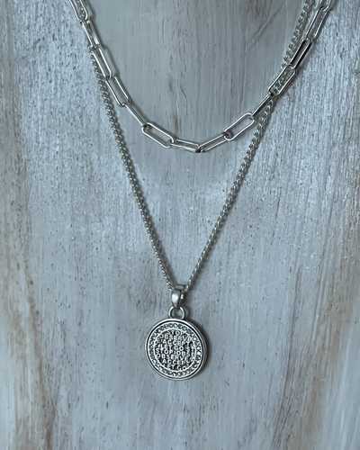 Колье "Монеты облегчения" цвет серебро A&C (Норвегия)
