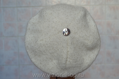 женский берет на осень