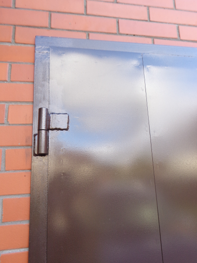 РАСПАШНЫЕ ГАРАЖНЫЕ ВОРОТА   артикул СВР -03  (УТЕПЛЕННЫЕ)