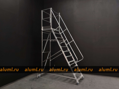 Лестница с площадкой ЛС-2.7 траверса