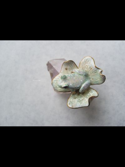 Кольцо с клевером и лягушкой "Принцесса Ия на листе Морока Трифолиума"