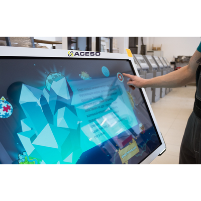 Интерактивная панель-стенд UTS Fly 43 или 55 дюймов