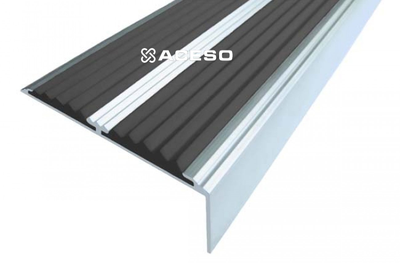 Алюминиевый угол с двумя резиновыми вставками