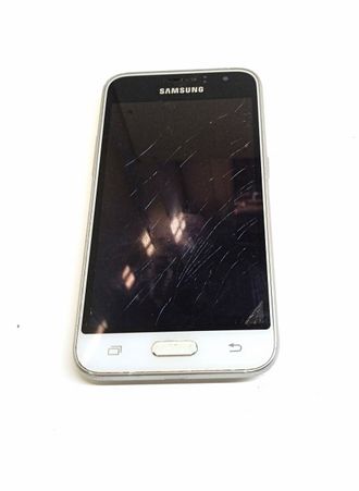 Неисправный телефон Samsung SM-J120F/DS (нет АКБ, не включается)