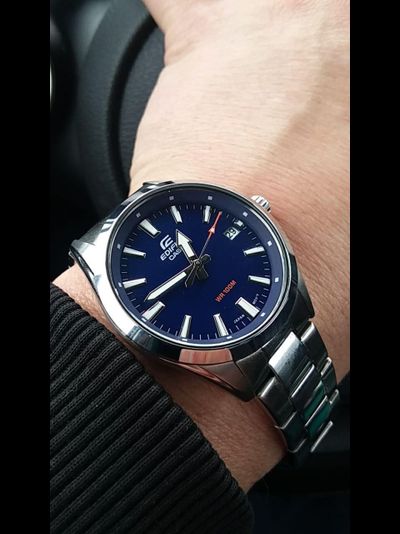 Часы Casio Edifice EFV-140D-2A