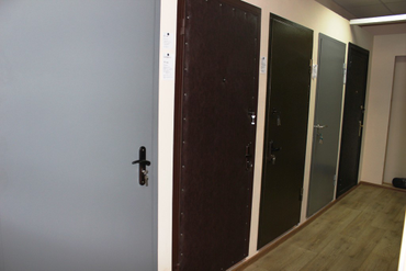 образцы стальных дверей