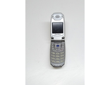 Неисправный телефон Pantech GB100 (нет АКБ, нет задней крышки, не включается)