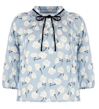 Блуза  розовая с цветами