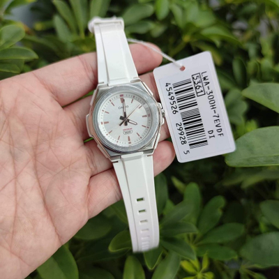 Часы Casio LWA-300H-7E