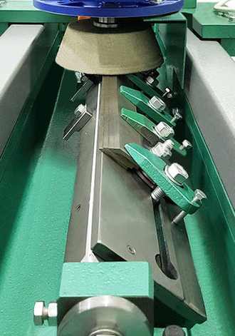 СЗПН 630А Станок автоматический заточной для ножей с прямолинейной режущей кромкой