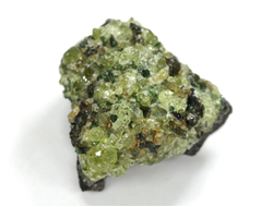 Хризолит (Перидот, Оливин), кристаллы на породе, США (24*23*18 мм, 12 г) №38085