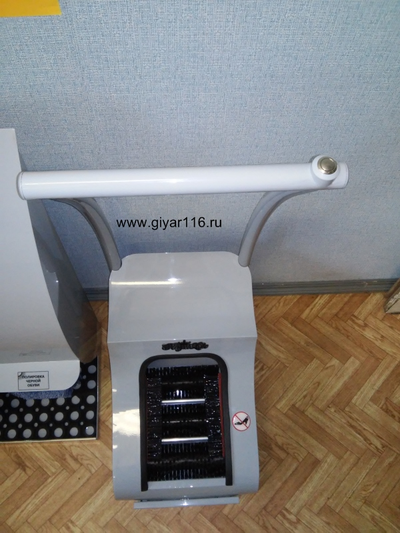 Комплект щеток в сборе с валом на Royal Sole 3