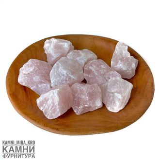 Розовый кварц дикие коллекционные средние камни 25-50 мм, цена за штуку