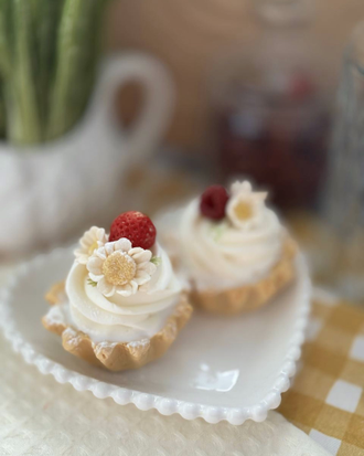 ЦВЕТОЧКИ РОМАШКИ