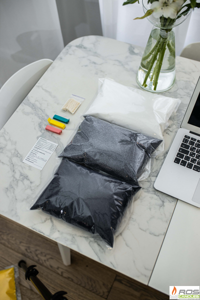 Набор цветных свечей: чёрные "Графит" - 1кг; серые "Серый" - 1кг; белые "Бизнес" - 1кг