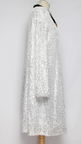 ПЛАТЬЕ-ТУНИКА НАРЯДНОЕ "РАСКЛЕШЕННОЕ ПАЙЕТКИ" белое р.46,50,52