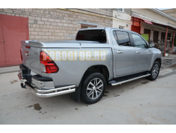 Защита заднего бампера угловая большая двойная d76/42 для Toyota Hilux 2021-