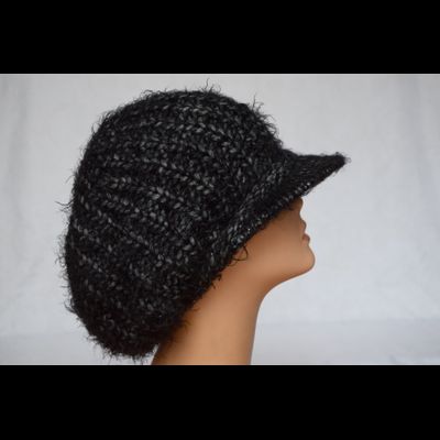 Объемная зимняя вязаная кепка для женщин Vizio Италия 3601 W черная