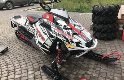 Наклейки на снегоход Polaris RMK Dominator #7788