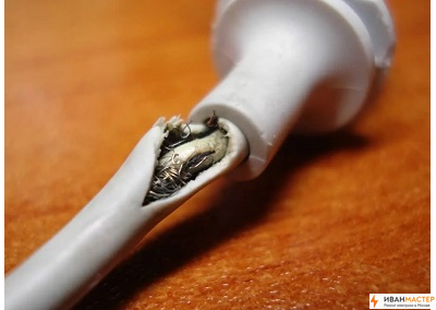 Ремонт кабеля питания ноутбука в Москве ИВАНМАСТЕР