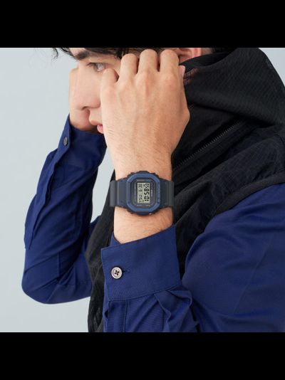 Часы Casio G-Shock DW-5600RS-8