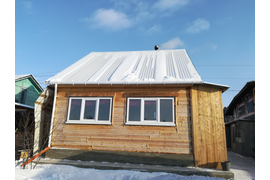 Положили кровлю (заказчик сам установил окна и пристроил крыльцо)