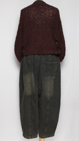 Джинсы "Аппликации " лепестки, квадраты р.46-52