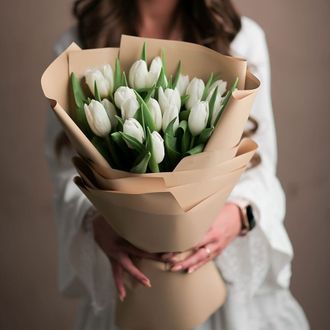 Букет из белых тюльпанов "FOR YOU"