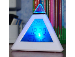 Часы-будильник Светящаяся пирамида с термометром и многоцветной подсветкой