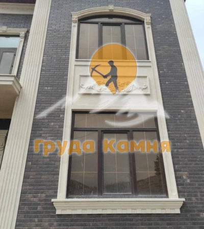 Колонна настенная