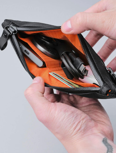 Zip clutch store