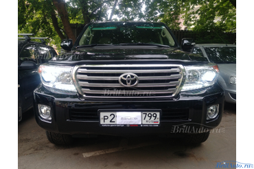 Рестайлинг Land Cruiser 200 из 2007 в 2015