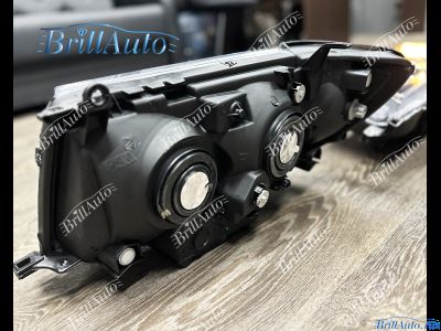 Фары Toyota Land Cruiser 100 светлые