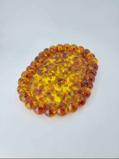 Подставка овальная с шариками