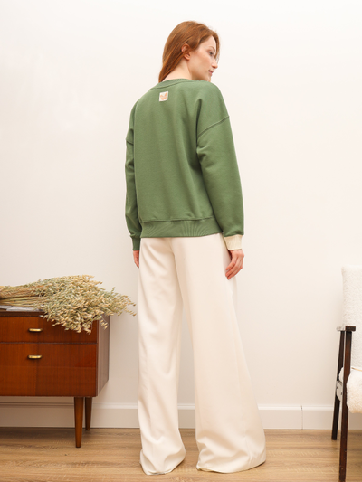 ЖЕНСКИЙ СВИТШОТ ОЛИВА "ЦВЕТОЧНЫЕ КЕДЫ"