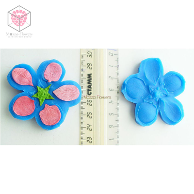 "Лепестки и чашелистик груши" вайнер и каттер