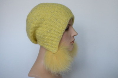 Шапка ушанка Vizio 1120 PP 66 с помпонами желтая