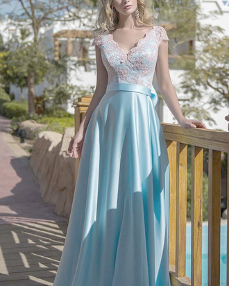 Вечернее платье голубое светлых тонов атласное с кружевом DL-1518