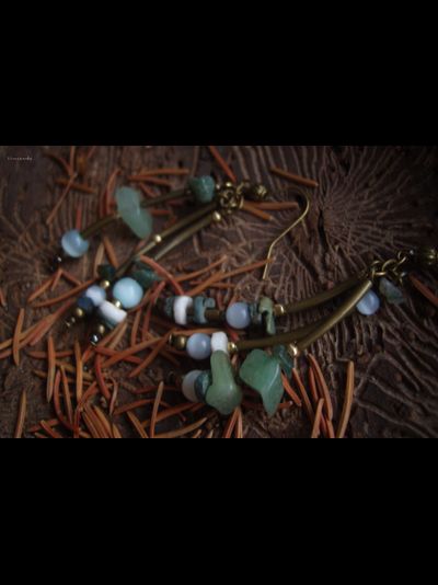 Благотворительность. Серьги с камнями "Сказки на концах хвойных иголочек"