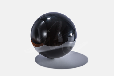 Шар для декора интерьера. Материал - алюминий. Покрытие чёрным лаком. 