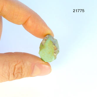 Бирюза натуральная (необработанная) Казахстан арт.21775: 3,9г - 19*14*13мм