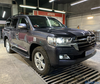 Полный рестайлинг Toyota Land Cruiser 200 из 2007-2015 в 2021 (Максимальный)